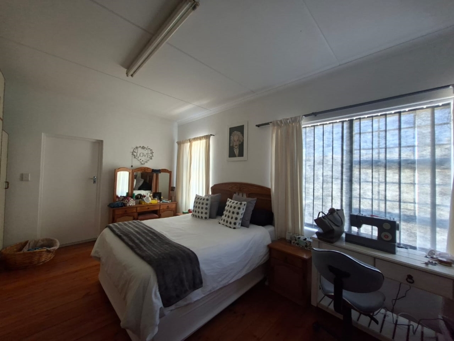 Commercial Property for Sale in Mossel Bay Central Western Cape